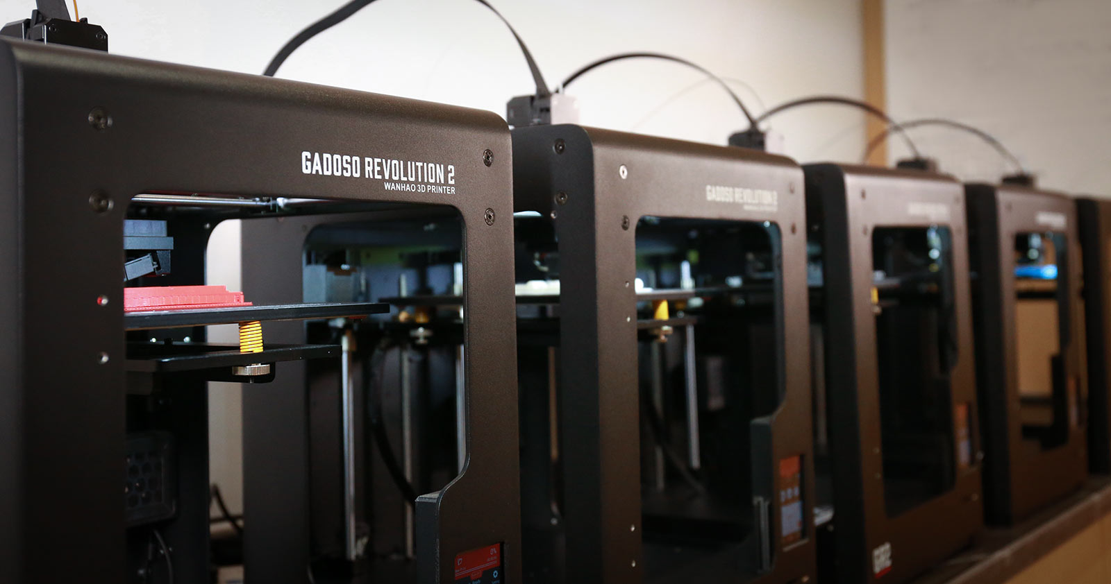 WanhaoFrance met son parc de 200 imprimantes 3D à disposition des services publiques et hôpitaux